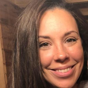 Meet your Posher, Elana